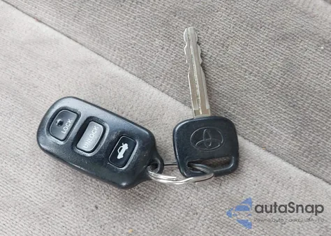 2004 Toyota Avalon Xl из США, поврежденный, VIN 4T1BF28B44U387557